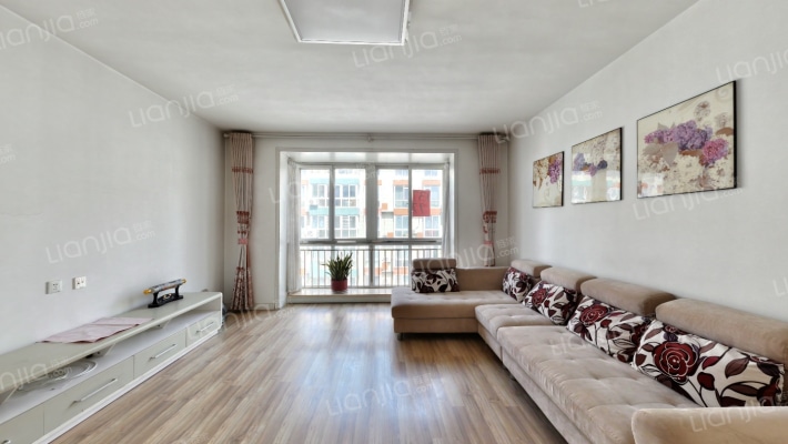 怡园东区二手房实景图