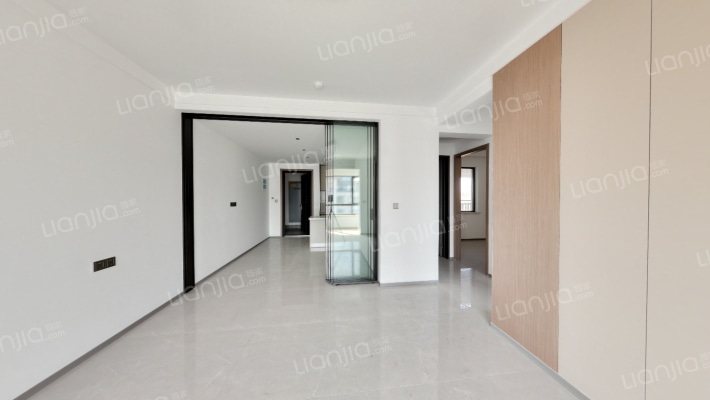 天鸿东区二手房实景图