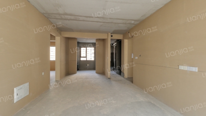 天鸿东区二手房实景图