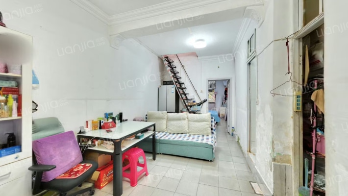 三道街8号二手房实景图