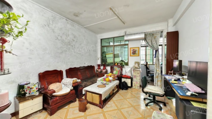 海富大厦二手房实景图