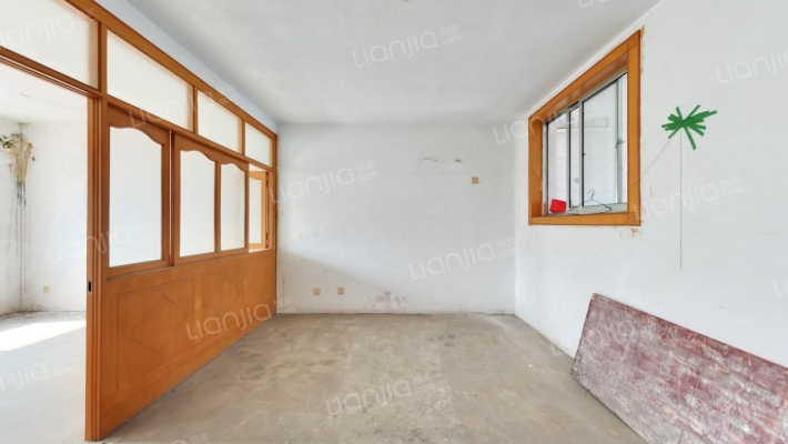 天龙花园D区二手房实景图