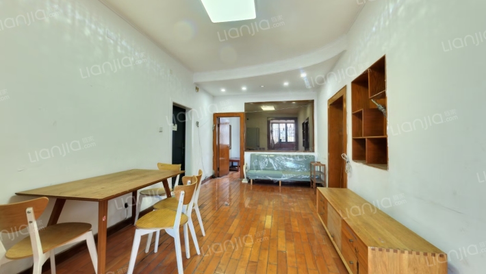 四道街9号二手房实景图