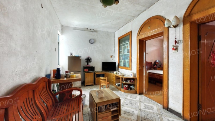 青山湖大道合成纤维厂宿舍二手房实景图