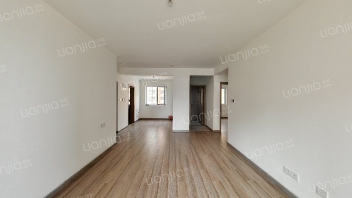 辰府雅苑二手房实景图