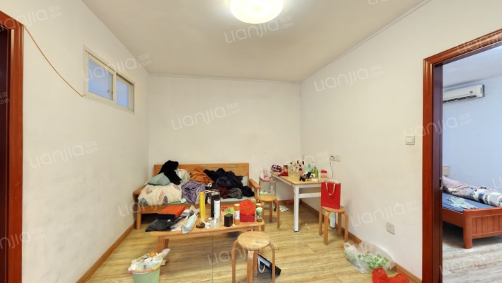 都司公寓二手房实景图