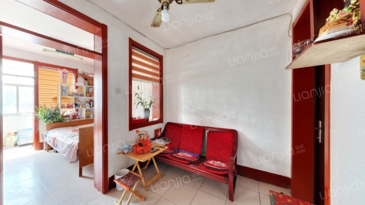 凸轮轴宿舍二手房实景图