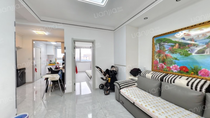 秀丽风景二手房实景图