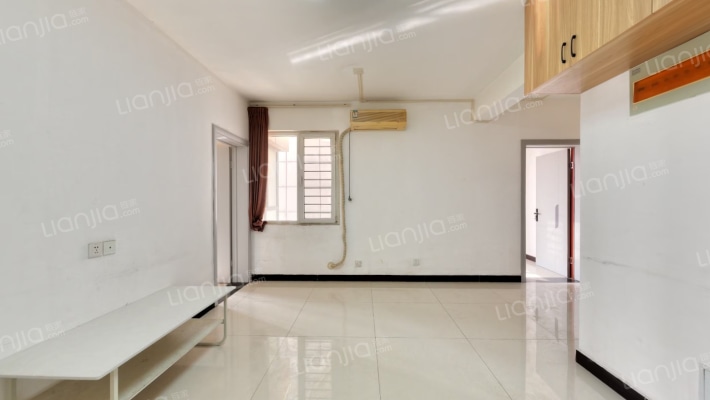 六合幸福门二期二手房实景图