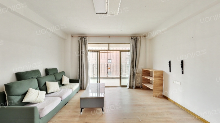 鲤鱼港湾二手房实景图