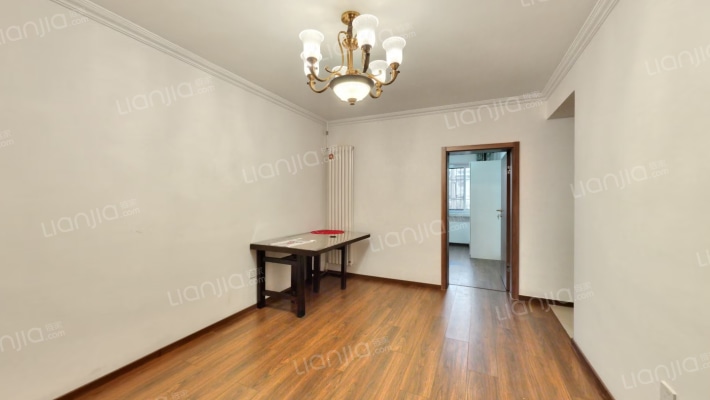 海子角小区二手房实景图