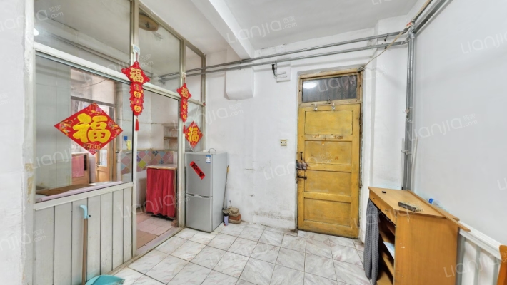 新华二印宿舍二手房实景图