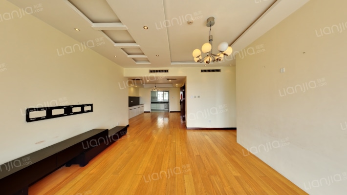 丽都水岸B5区二手房实景图