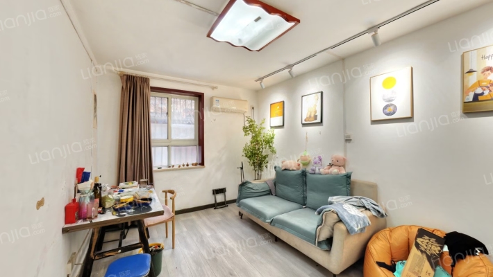 西安市蔬菜盐业公司家属院二手房实景图