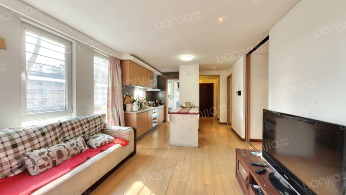 雅世合金公寓二手房实景图