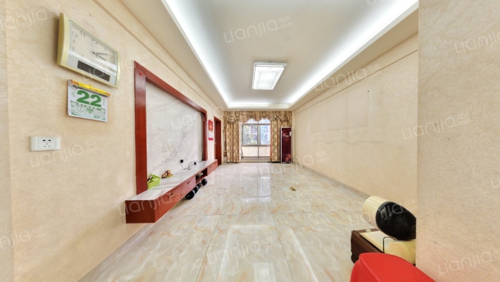 罗芳路190号二手房实景图