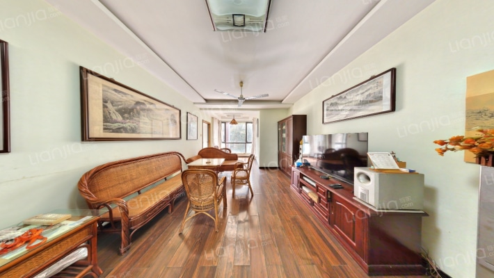 听海雅苑二手房实景图