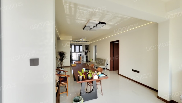 尚城·国际二手房实景图