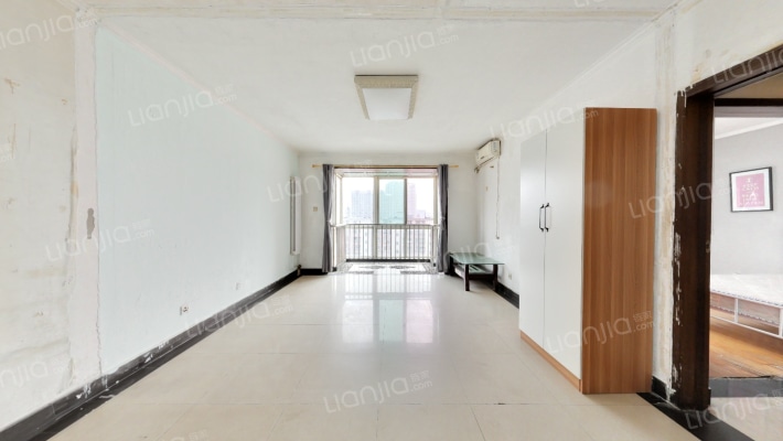 雅丽世居二手房实景图