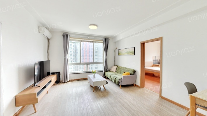 泰华滨河苑二手房实景图