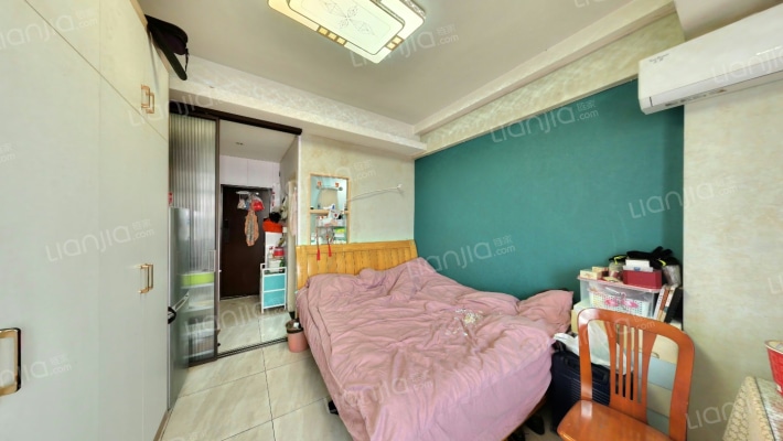 时代先锋公寓二手房实景图