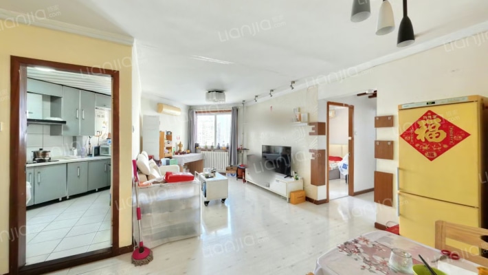 花家地西里二区二手房实景图