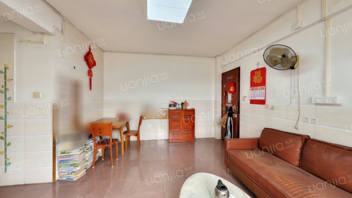 建港花园二手房实景图