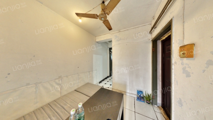 玉沙路189号二手房实景图