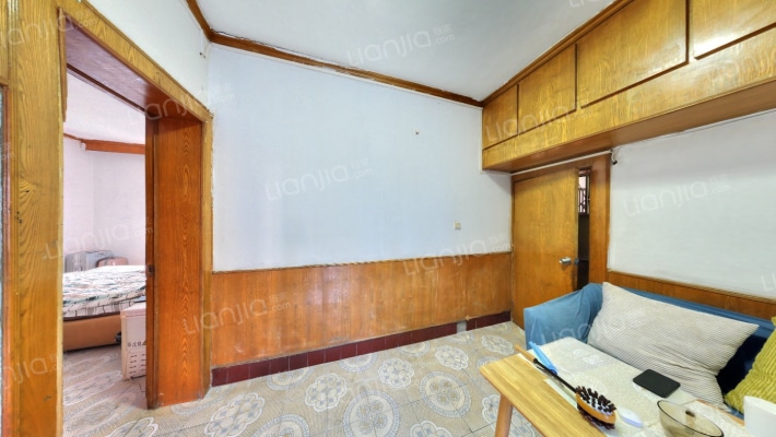 猛追湾东街2号二手房实景图