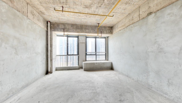 华中中交城二手房实景图