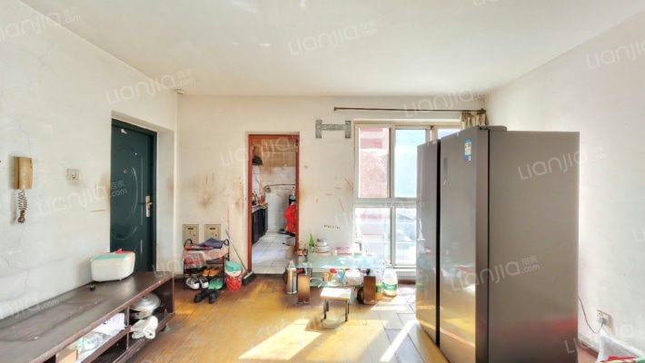 城子西七棵树90号院二手房实景图