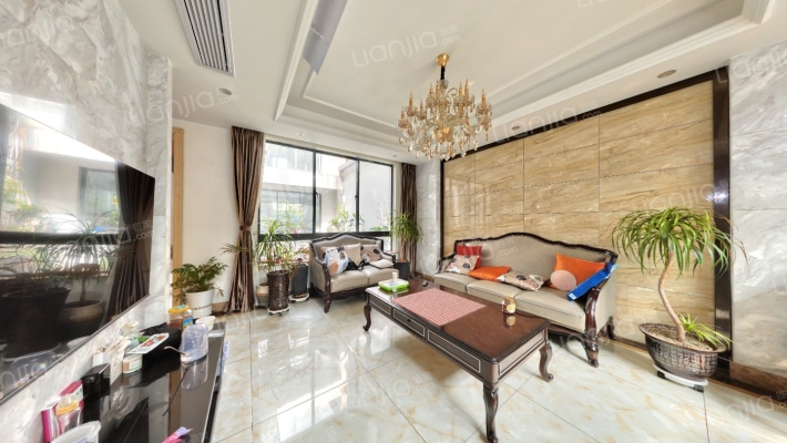 富成花苑二手房实景图