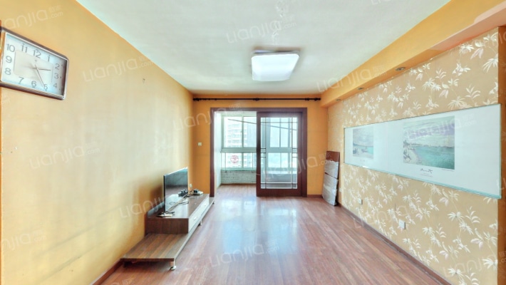 泰华滨河苑二手房实景图