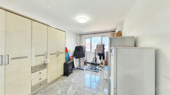 中东路121号院一区二手房实景图