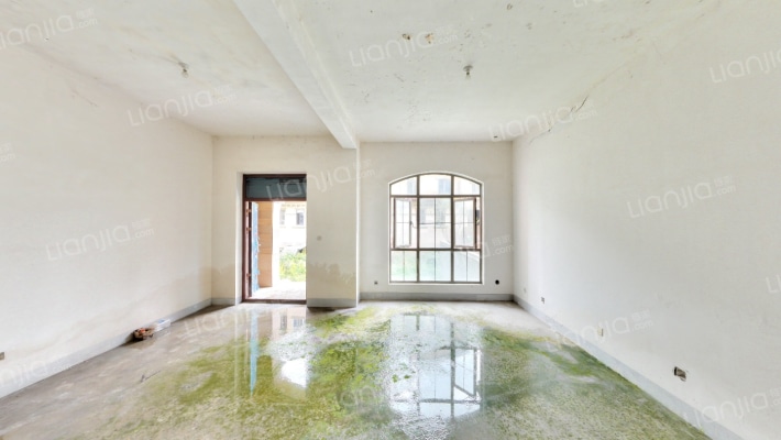 金色湖岸二手房实景图