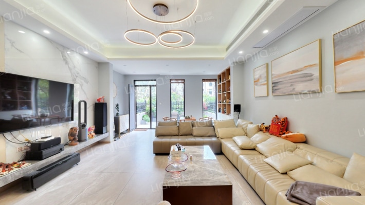 世茂云湖维拉岛2区二手房实景图