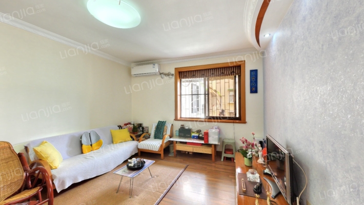 汇成公寓二手房实景图