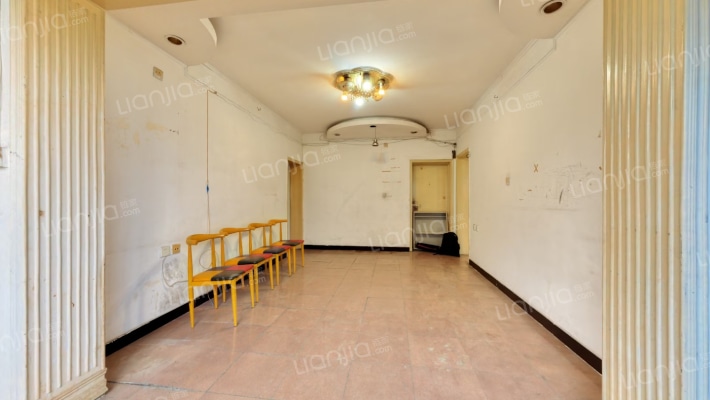 文苑路70号二手房实景图