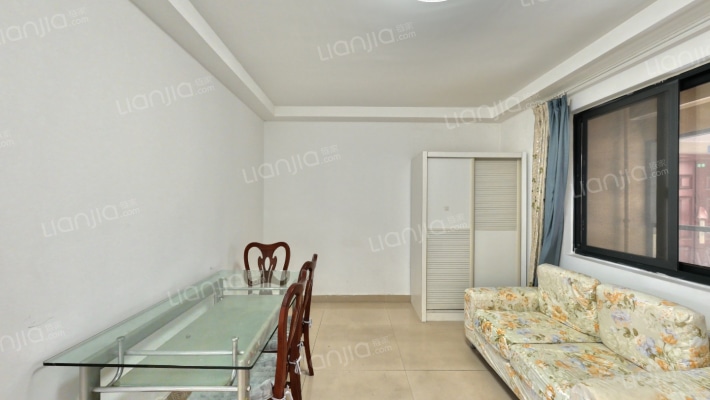 宸铭府东区二手房实景图