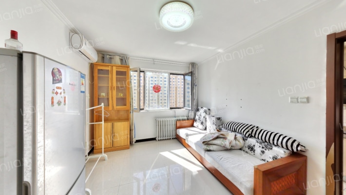 中东路121号院二区二手房实景图