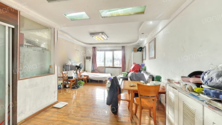 华顺公寓二手房实景图