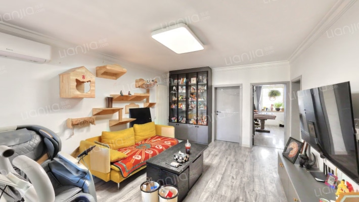 卢沟桥南里甲八号院二手房实景图