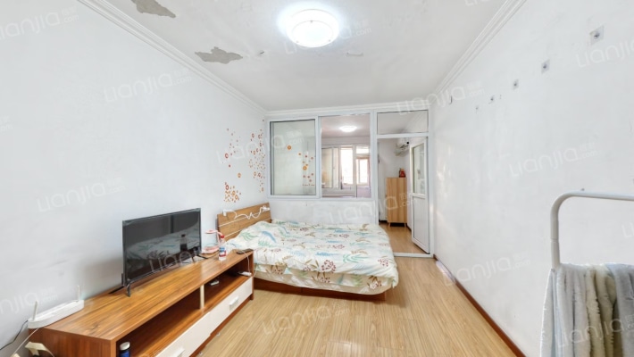 平原里小区二手房实景图