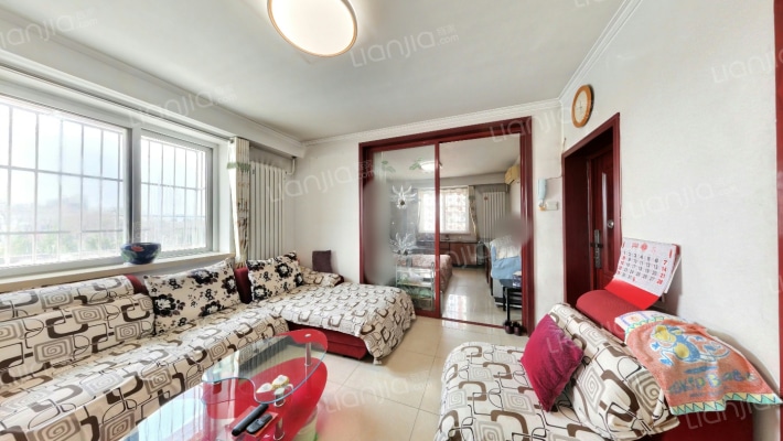 昆鹏小区二手房实景图