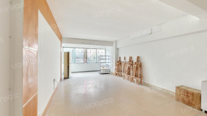 新力大厦二手房实景图