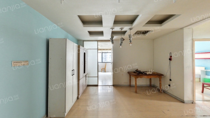 圣灯公寓二手房实景图