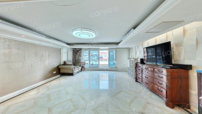 东城逸墅二手房实景图