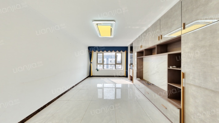 中海丽春湖墅二手房实景图