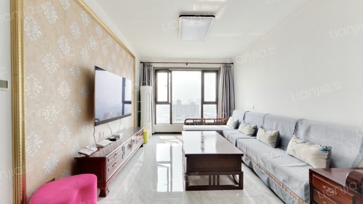 塔冢新村E区二手房实景图