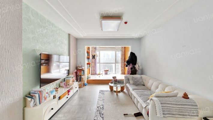 海尔时代风景二手房实景图